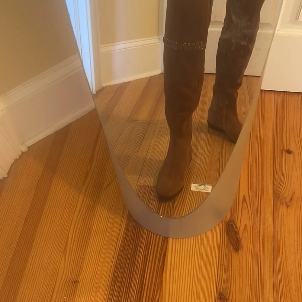 Michael Kors  🎉HP🎉🎈Sale🎈tan high suede boots   SALE